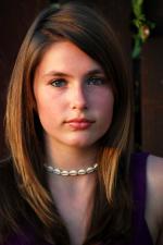 Sophia Elise Brister: 1371x2048 / 339 Кб