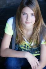 Sophia Elise Brister: 1365x2048 / 319 Кб