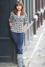 Sophia Elise Brister: 1365x2048 / 383 Кб