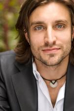 Adam M. Griffith: 469x700 / 54 Кб