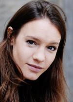 Андреа Кливен: 401x554 / 48 Кб