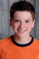 Джоэл Кортни: 1360x2048 / 219 Кб