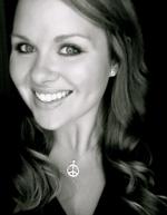 Эмбер Гайани: 374x480 / 26 Кб