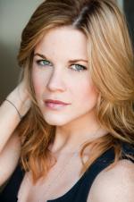 Кортни Хоуп: 1365x2048 / 435 Кб