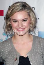 Келли Хайер: 404x594 / 46 Кб