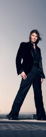 Виктор Кубичек: 698x2048 / 100 Кб