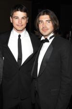 Виктор Кубичек: 1362x2048 / 291 Кб