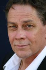 Тони Ботторф: 533x800 / 48 Кб