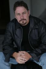 Тони Ботторф: 532x800 / 48 Кб