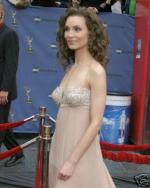 Алисия Миншью: 320x400 / 25 Кб