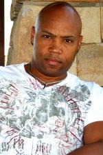 Би Гиллори: 300x450 / 45 Кб