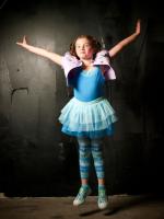 Саманта Шума: 640x853 / 64 Кб