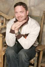 Ларри Бэгби: 271x400 / 28 Кб