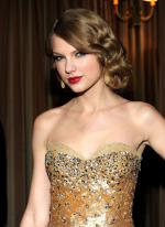 Тейлор Свифт: 1493x2048 / 636 Кб