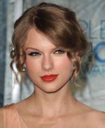 Тейлор Свифт: 329x400 / 24 Кб