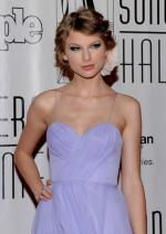 Тейлор Свифт: 284x400 / 23 Кб