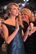 Тейлор Свифт: 266x400 / 30 Кб