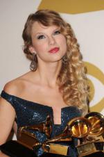 Тейлор Свифт: 266x400 / 25 Кб