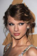 Тейлор Свифт: 266x400 / 21 Кб