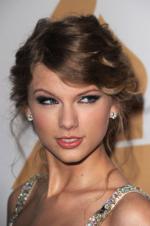 Тейлор Свифт: 266x400 / 20 Кб