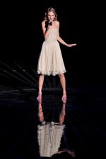 Тейлор Свифт: 1376x2048 / 200 Кб