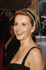 Жюльет Бинош: 266x400 / 20 Кб