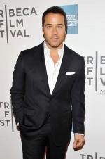 Джереми Пивен: 1363x2048 / 360 Кб