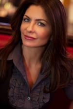 Ракель Гарднер: 800x1200 / 111 Кб