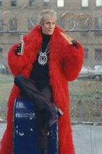 Рис Иванс: 1366x2048 / 368 Кб