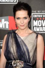 Кэтрин Аселтон: 1349x2048 / 492 Кб