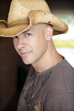 Марк Вайлер: 1365x2048 / 368 Кб