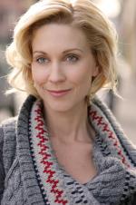 Кэти О'Грейди: 1365x2048 / 361 Кб