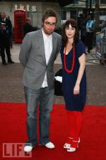 Дэнни Уоллес: 396x594 / 41 Кб