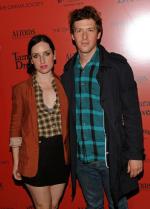 Зои Листер Джонс: 428x594 / 51 Кб