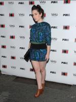 Зои Листер Джонс: 444x594 / 58 Кб