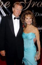 Сьюзэн Луччи: 265x400 / 23 Кб