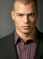 Итан Стоун: 420x576 / 33 Кб