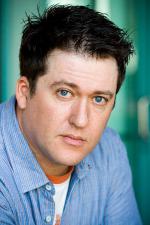 Захария Джей: 500x750 / 86 Кб