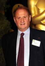 Майк Медавой: 1411x2048 / 383 Кб