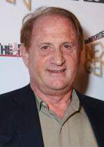 Майк Медавой: 284x400 / 22 Кб