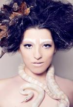 Эмма Лок: 331x482 / 37 Кб