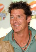 Тай Пеннингтон: 283x400 / 27 Кб