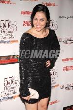 Эшли С. Уильямс: 395x594 / 53 Кб