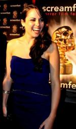 Эшли С. Уильямс: 338x572 / 37 Кб