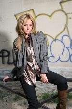 Джулия Леви-Бокен: 427x640 / 70 Кб