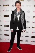 Каллэн МакОлифф: 398x600 / 45 Кб