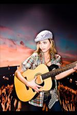 Логан Андерсон: 400x600 / 56 Кб