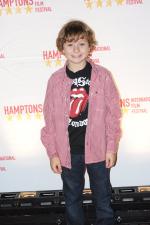 Джейк Ричард Сичильяно: 1371x2048 / 385 Кб