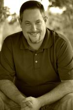 Ли Дарнелл: 1371x2048 / 300 Кб