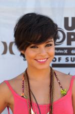 Ванесса Энн Хадженс: 1364x2048 / 303 Кб